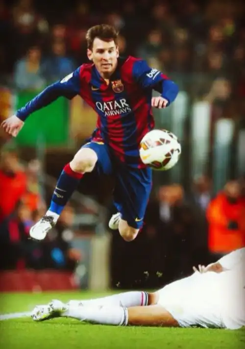 京多安：吕迪格有一种挑衅、侵略性的风格，他很情绪化.