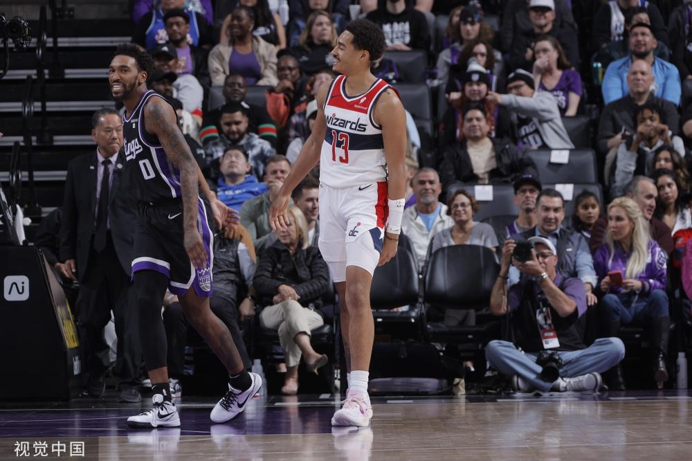 更是更衣室 更是更衣室