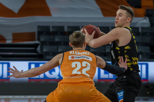 还可能因球 还可能因球